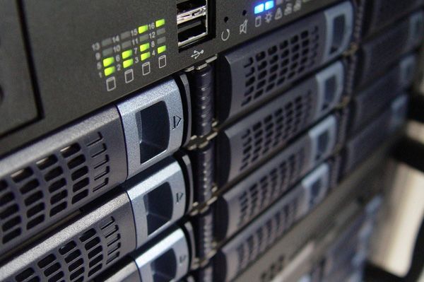 Rack-mounted servers